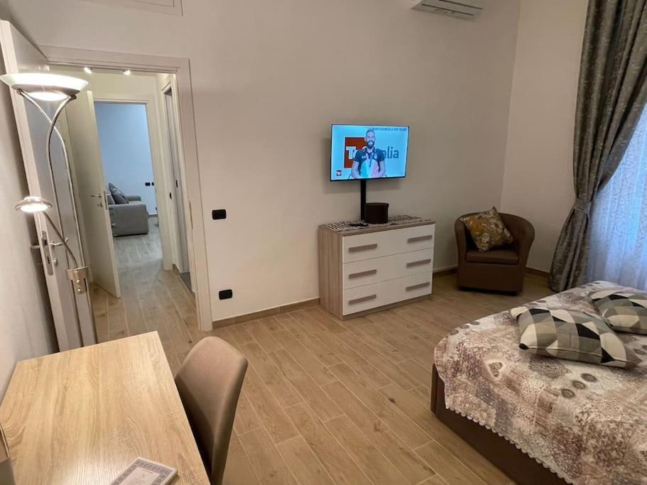 Nel Quartiere Bayres Suite Completamente Rinnovata ミラノ エクステリア 写真
