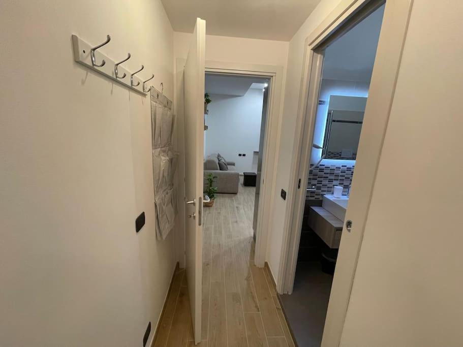 Nel Quartiere Bayres Suite Completamente Rinnovata ミラノ エクステリア 写真