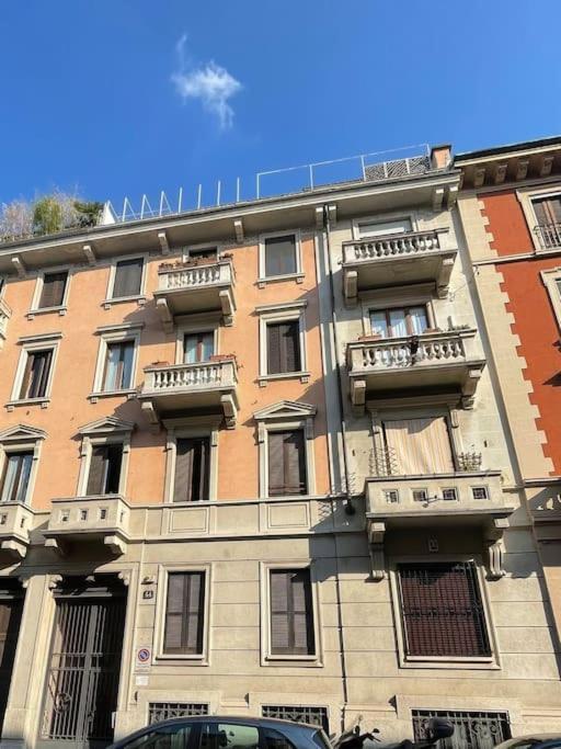 Nel Quartiere Bayres Suite Completamente Rinnovata ミラノ エクステリア 写真