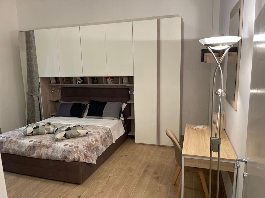 Nel Quartiere Bayres Suite Completamente Rinnovata ミラノ エクステリア 写真
