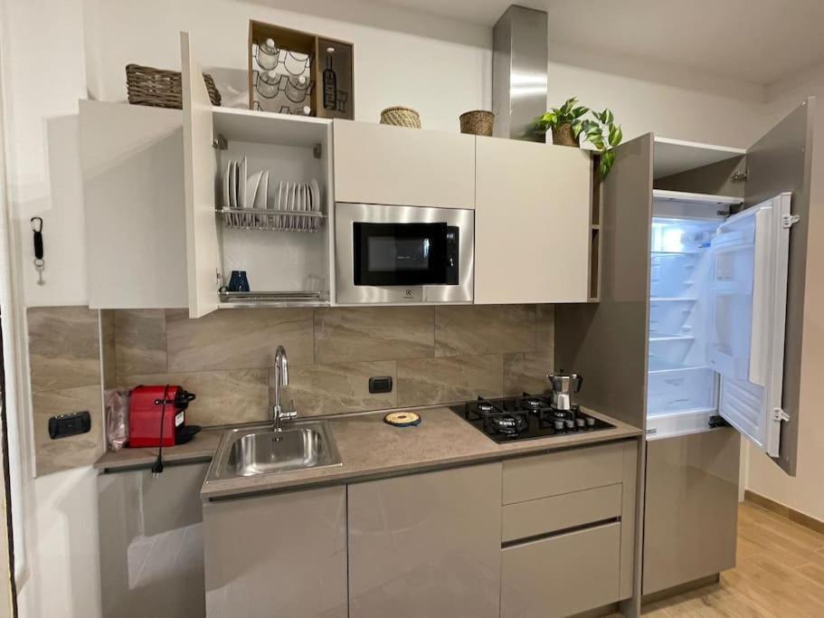 Nel Quartiere Bayres Suite Completamente Rinnovata ミラノ エクステリア 写真